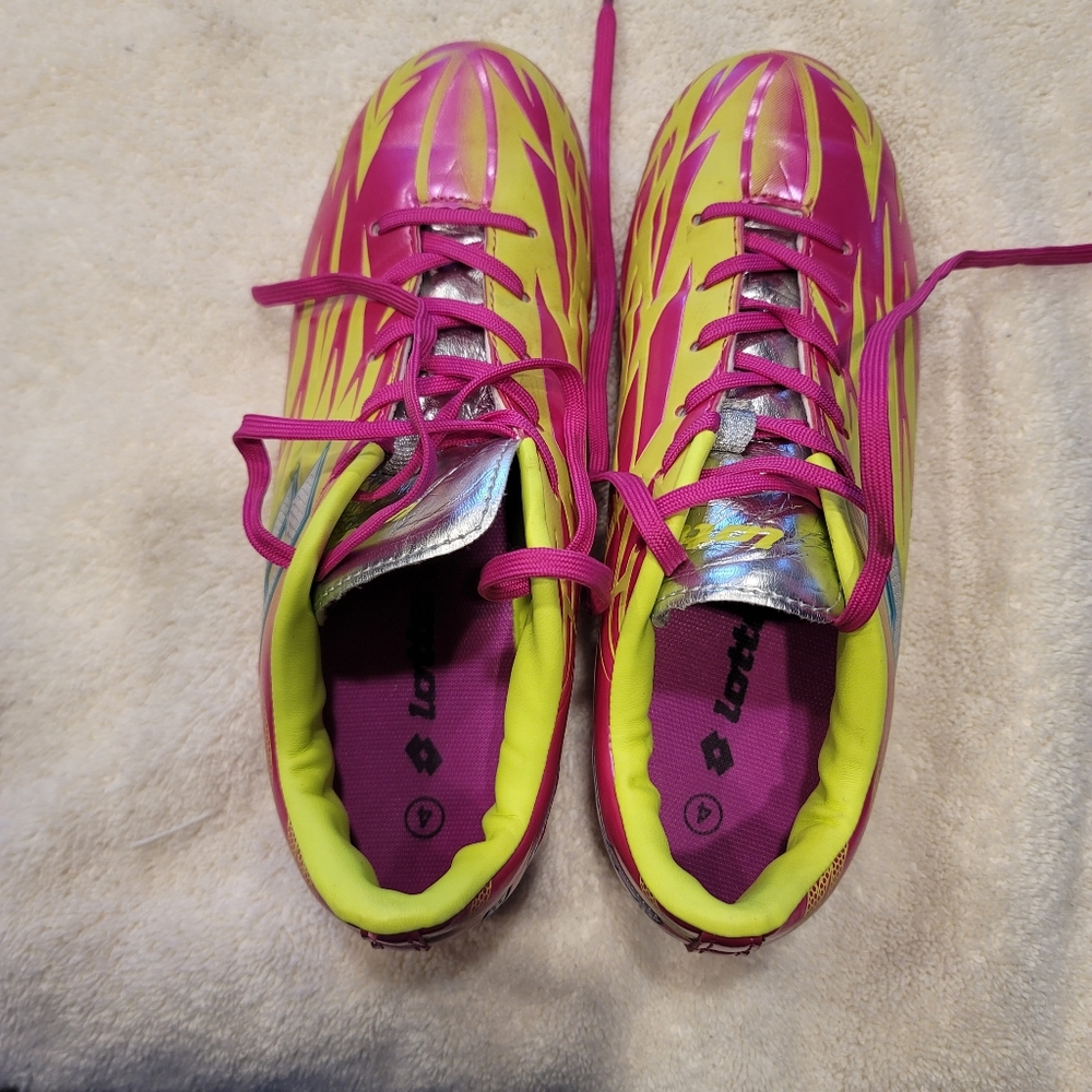 Lotto Soccer Pink Sneakers Girl Size 4